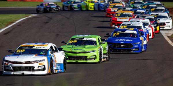 Watch NASCAR Races